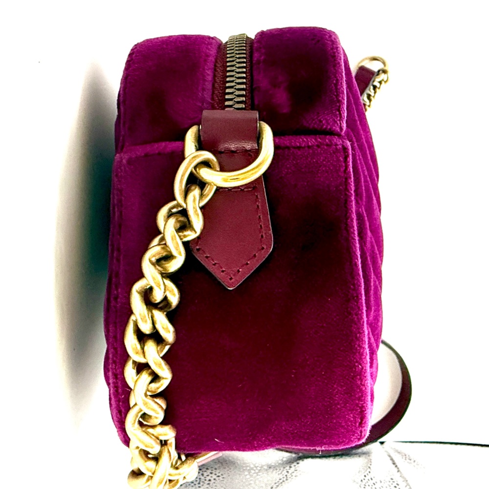 Gucci GG Velvet Marmont Camera Bag, Fuchsia - Picture 5 of 11